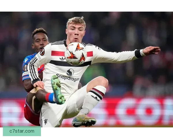 哲凯赖什替补登场15分钟进1球 2射1正展现精彩表现